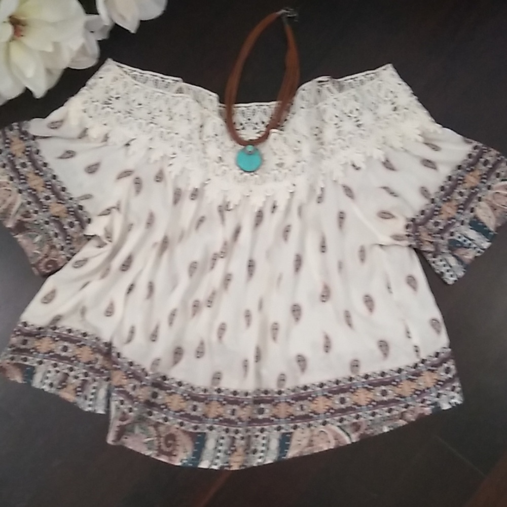 ❤️SOLD!❤️LA Hearts Lacey Paisley Floral Crop Top - Picture 8 of 8